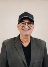 Foto oficial de Professor Aharom (TSE)