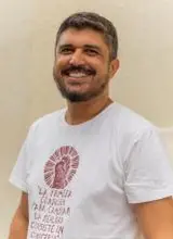 Foto oficial de Prof. Vinícius Machado (TSE)