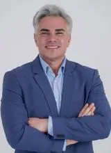 Foto oficial de Iure Castro (TSE)