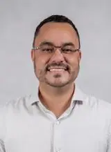 Foto oficial de Tales de Castro (TSE)