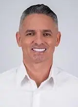 Foto oficial de Tenente Cesar Salustiano (TSE)