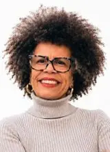 Foto oficial de Professora Nara (TSE)