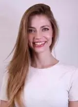 Foto oficial de Paola Kuhn (TSE)